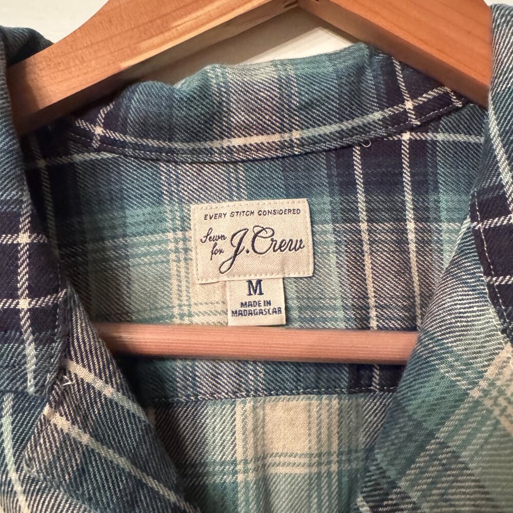 J Crew Cotton-hemp blend twill camp-collar shirt * sz Medium - Picture 3 of 6